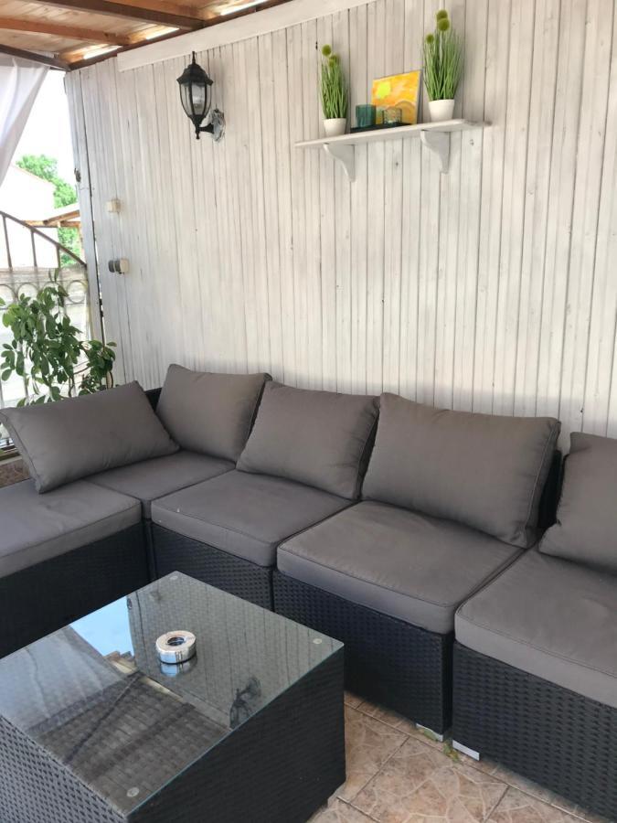 White Rose Guest Rooms Burgas Luaran gambar