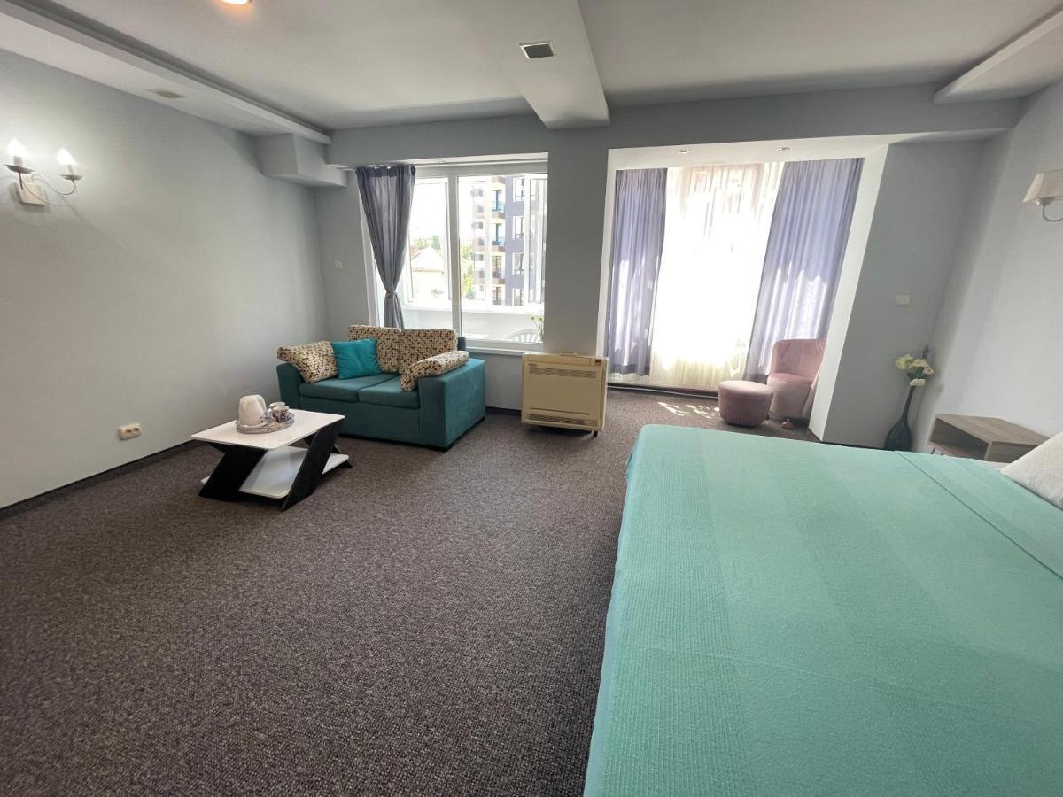 White Rose Guest Rooms Burgas Luaran gambar