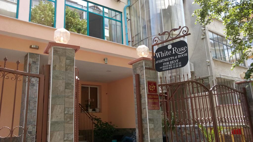 White Rose Guest Rooms Burgas Luaran gambar
