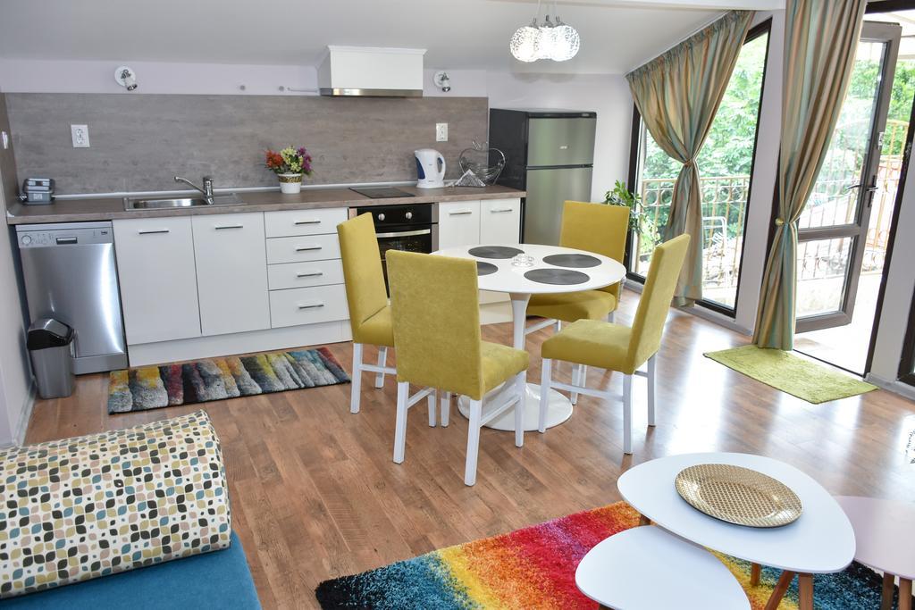 White Rose Guest Rooms Burgas Luaran gambar