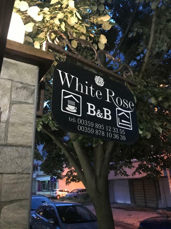 White Rose Guest Rooms Burgas Luaran gambar